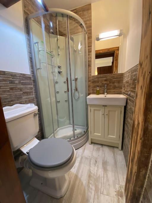 Eco-Friendly Dorset Cottage With Spa Set In Heart Of Countryside Sydling St Nicholas Exterior foto